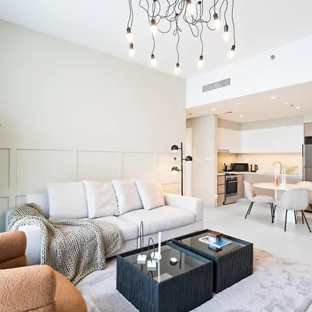 Elegant Luxury Apartment With Stunning Lake Views In Dubai Creek Harbour Esterno foto
