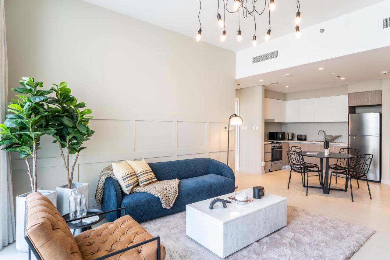 Elegant Luxury With Stunning Views In Creek Harbour * دبي